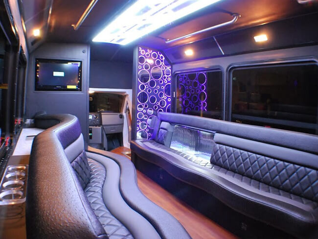 Limousine bus with comfortable seats